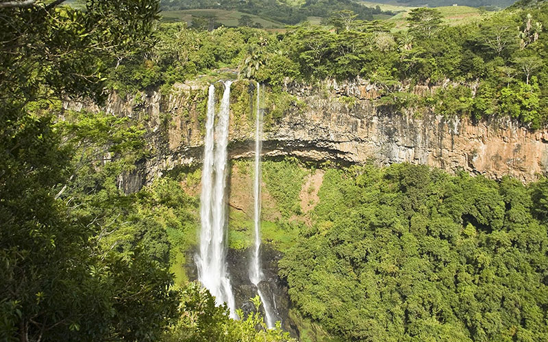 chamarel-waterfall2