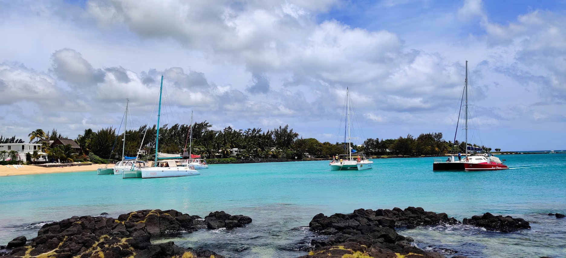 Taxi Airport Transfer to Grand Baie – Private & Reliable Service